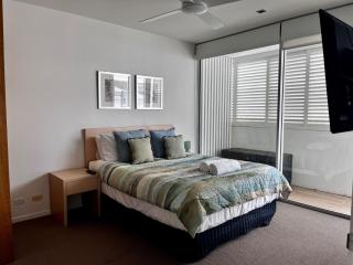 Unit 202 Plantation Resort - Rainbow Beach Aircon.Wifi.Pool. Views - 7