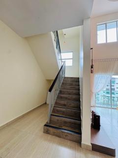 AYAAN PENTHOUSE at QUINTET 5 BED ROOM & ROOFTOP SKY DINING - Tanah Rata - 8