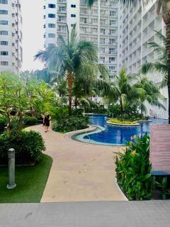 1BR Room-Stunning MOA view FIREWORKS - Manila - 8
