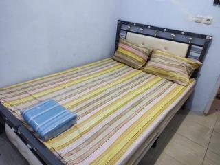 B&B Guest House - Genteng - 4