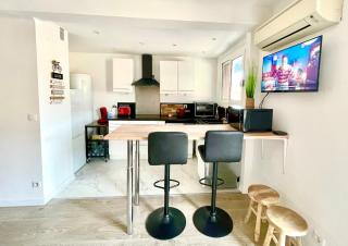 Le Coeur de Golfe Juan - aircon - 9 min to sea - Vallauris - 6