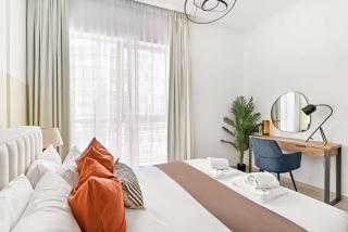 Silkhaus Dubai Marina 1BR in Bay Central West Tower - 2