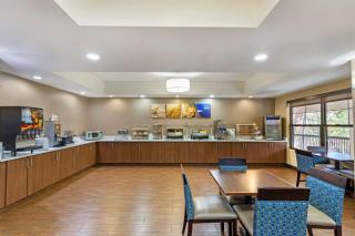 Comfort Suites Hanes Mall - Winston-Salem - 2