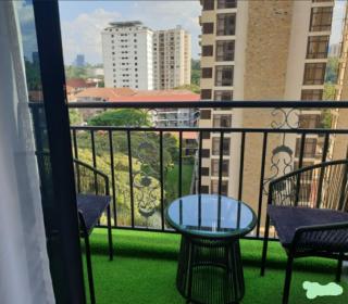 beautifully furnished one bedroom with children playground private parking fully equipped gym swimming pool and scenic city views - Nairobi - 7
