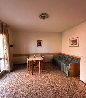 Charming apartment near the beach with pool - 8