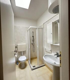 Charming apartment near the beach with pool - 4