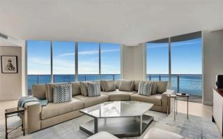 Four Bedroom Condo 5-Star Beachfront Living - Fort Lauderdale - 8
