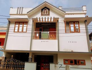 Snug Stay - Cochin - 9