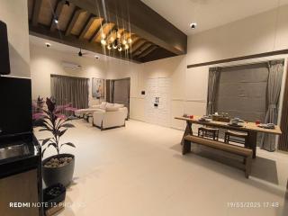 Luxury Hill View 4BHK Villa at Tiger Point with Private Swimming Pool - Āmbavna - 3