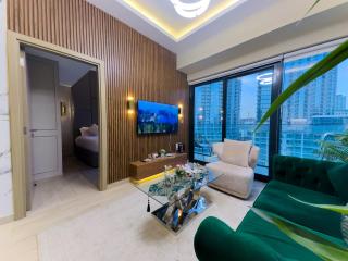 Naseem - Meydan Luxury, Stylish 1BR with Pool & Canal Views - Dubai - 8
