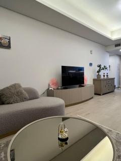 Cozy Home with Beach Access in Palm Jumeirah - 7