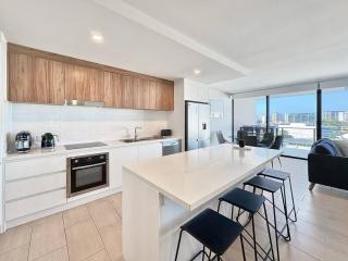 Luxury Maroochydore Apartment - 9