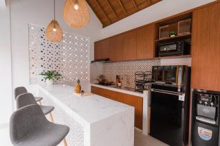 Niji - 3BR Aesthetic Private Villa w Pool in Seseh - Seseh - 4
