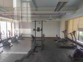 Fully Furnished Studio with Comfortable Design Dave Apartment By Travelio - Depok - 3
