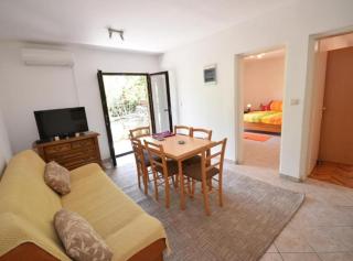 Cozy Igalo Retreat Ideal for Families - Igalo - 2