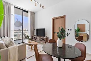 Silkhaus Classic 1BDR Apartment in Binghatti House - 8