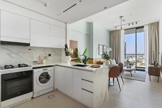 Silkhaus Classic 1BDR Apartment in Binghatti House - 6