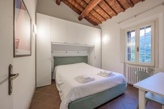 Piazza Ariostea Apartment - 7