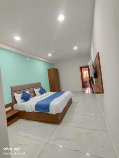 Hotel Akruti Inn - Anand - 5