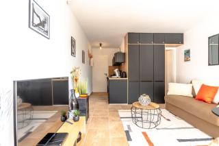 L'Amoureux l Terrace & Parking l Shellter Rentals - Saint-Tropez - 0