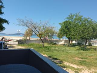 Sunny apartment Leonela by the sea - Bibinje - 1