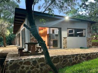 Athule Inn - Cradle - Hekpoort - 9