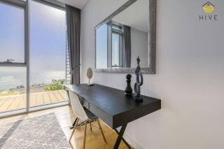 3 Bedroom With Sea View From Balcony and All Rooms - 6