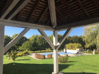 Domaine des Tilleuls - Grand Jardin avec Piscine privée sur le Canal de Bourgogne - 9