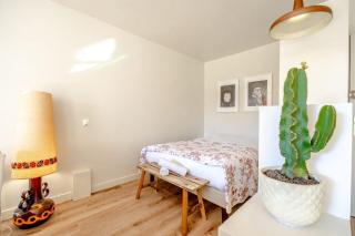 Studio Roussel l Bright & AC l Shellter Rentals - Saint-Tropez - 2