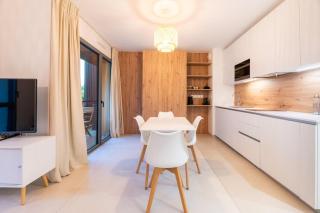 Studio Résistance l Central l Shellter Rentals - Saint-Tropez - 2