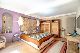 House Portail l Vintage, Central l Shellter Rentals - Saint-Tropez - 7