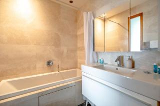 Floralies B l Bright & Parking l Shellter Rentals - Saint-Tropez - 1