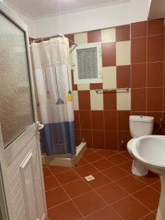 Zisi Rooms - Sarandë - 4