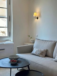 Le Paon l Old Town & AC l Shellter Rentals - Saint-Tropez - 8