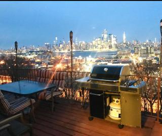 Mega Trade Stunning View - APT 3-4 Combination - Union City - 4
