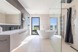 Luxueuse Villa pour huit personnes, piscine et vue sur le Golf - Juvignac - 1