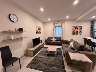 Spacious room with a shared bathroom - St Julian's - 4