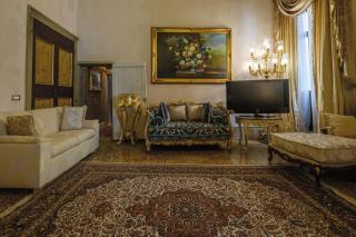 Palazzo Ca' Bernardo By Francesco Molon - Venice - 1