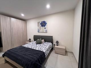 Spacious Private Room with a shared bathroom -Shared Flat - 6
