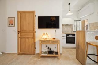 Petit Saint-Jean l Old Village l Shellter Rentals - Saint-Tropez - 6