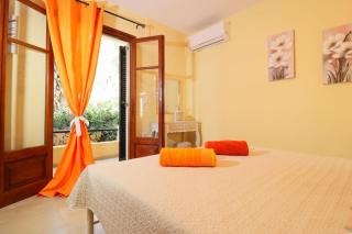 Welcome to Vicky's house - Nisakion - 5