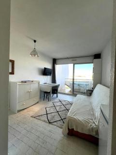 Joli studio avec piscine. - 5