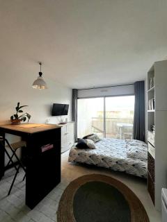 Joli studio avec piscine. - 8