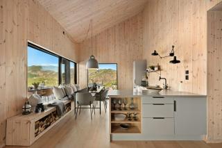 Cabin Overlooking Ryfylke Fjord - - 7