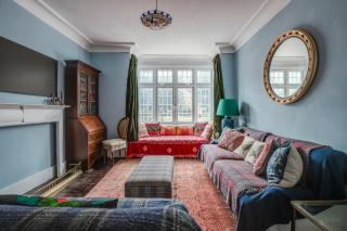 Classic House & Garden 25mins from Central Museums - 0