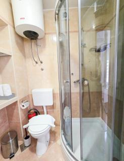 Private bedroom with bathroom - Baška Voda - 3