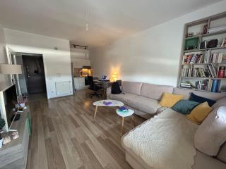 Lots of light and oh so cozy - Pristina - 5