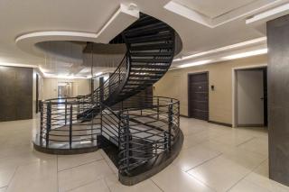 1 king-size Bed Stylish Westlands,Nairobi - Nairobi - 9