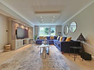 Luxury 2 Bedroom Apartment - London - 0