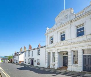 Theatre House - Cowes - 8